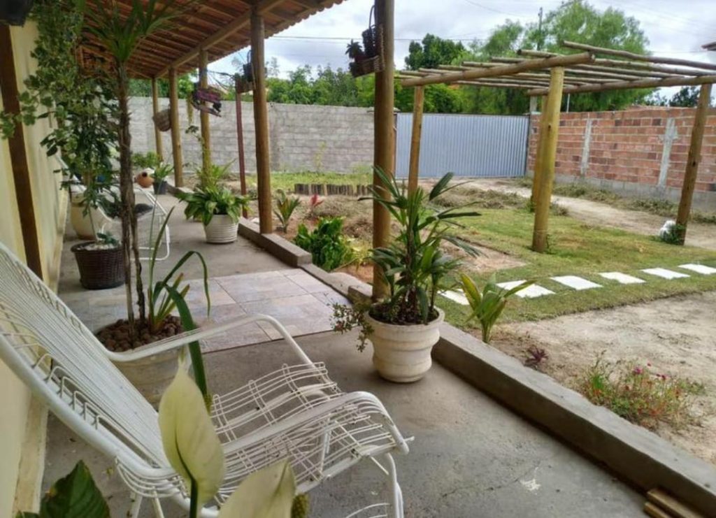 Lindo sítio no vale das flores Sede com 2/4 Lindo sítio no vale das flores Sede com 2/4