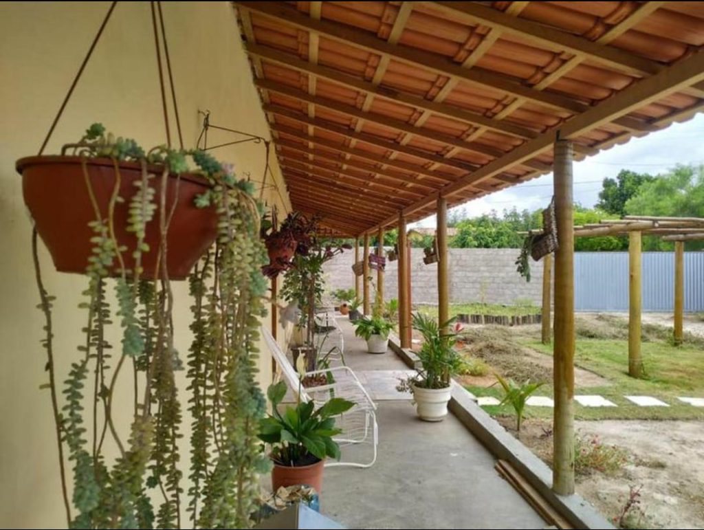 Lindo sítio no vale das flores Sede com 2/4 Lindo sítio no vale das flores Sede com 2/4