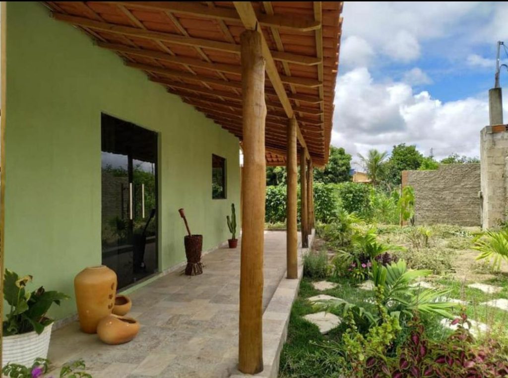 Lindo sítio no vale das flores Sede com 2/4 Lindo sítio no vale das flores Sede com 2/4