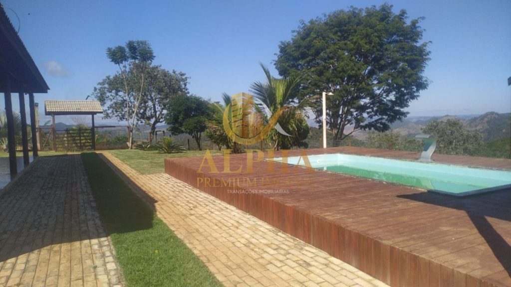 Fazenda de 76 hectares Na região de Itambé Fazenda de 76 hectares Na região de Itambé
