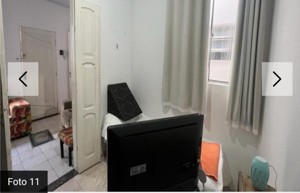 casa residencial/comercial, localizada em uma rua comercial com ótimas possibilidades para clinica e lojas! Com 200,00m2 de área casa residencial/comercial, localizada em uma rua comercial com ótimas possibilidades para clinica e lojas! Com 200,00m2 de área