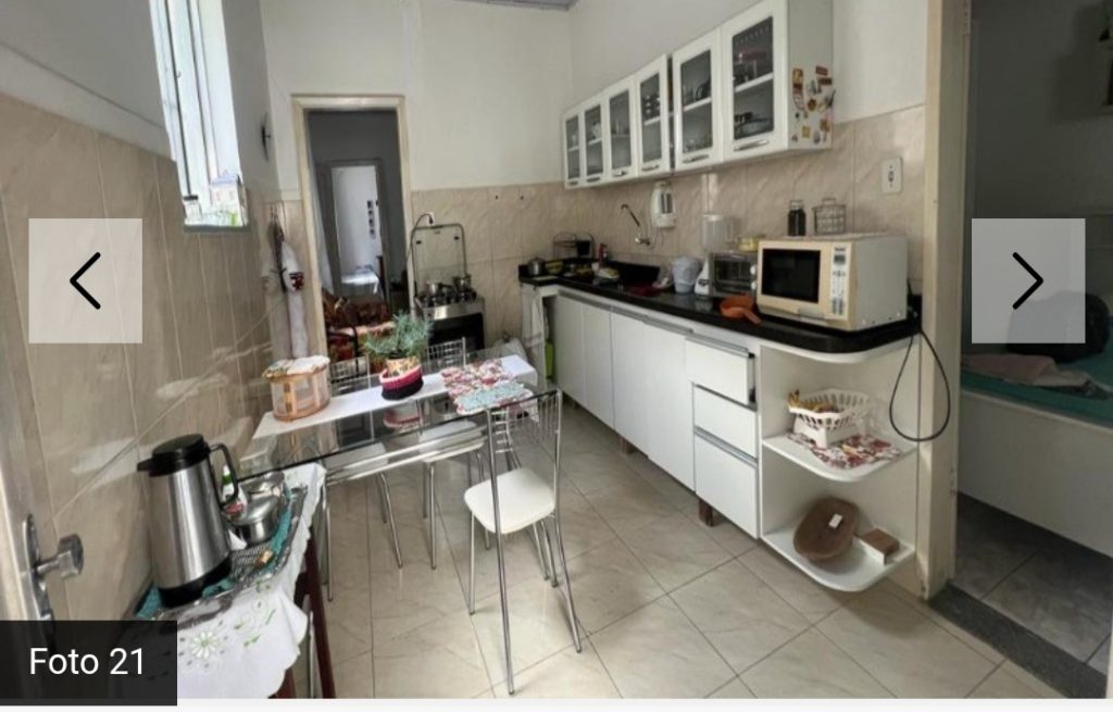 casa residencial/comercial, localizada em uma rua comercial com ótimas possibilidades para clinica e lojas! Com 200,00m2 de área casa residencial/comercial, localizada em uma rua comercial com ótimas possibilidades para clinica e lojas! Com 200,00m2 de área