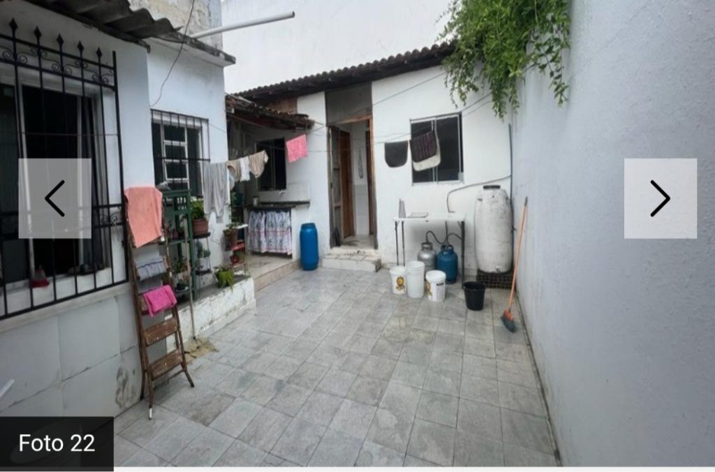 casa residencial/comercial, localizada em uma rua comercial com ótimas possibilidades para clinica e lojas! Com 200,00m2 de área casa residencial/comercial, localizada em uma rua comercial com ótimas possibilidades para clinica e lojas! Com 200,00m2 de área