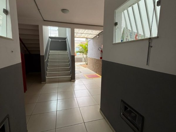 Apartamento térreo Parque Serrano na Avenida Pará