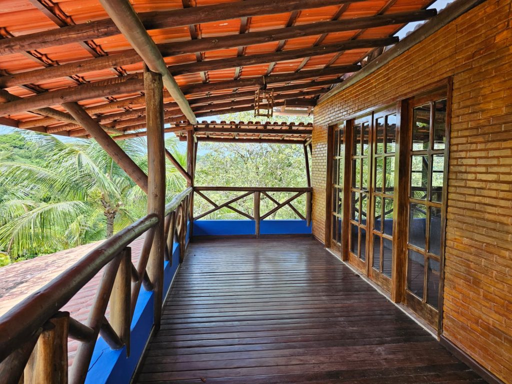 Fazendinha próximo da praia de Olivença 6,67 hectares A 2 km e meio da praia Sede de luxo com 1.000 M2 de área construída. 77 99124-3413