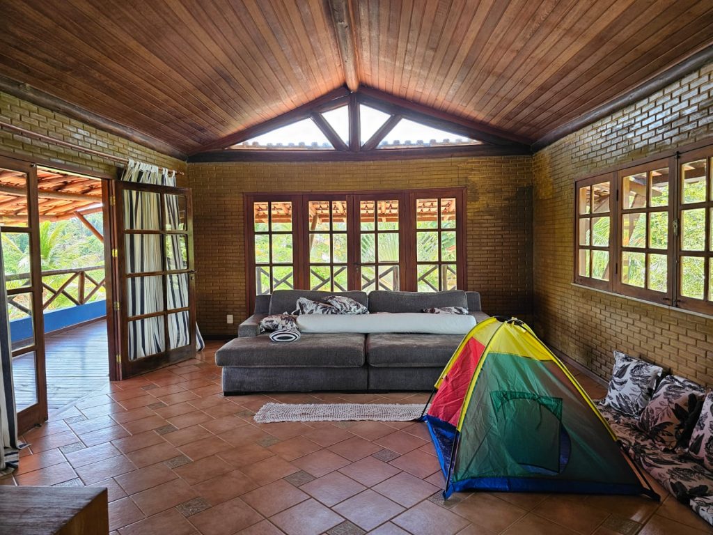 Fazendinha próximo da praia de Olivença 6,67 hectares A 2 km e meio da praia Sede de luxo com 1.000 M2 de área construída. 77 99124-3413