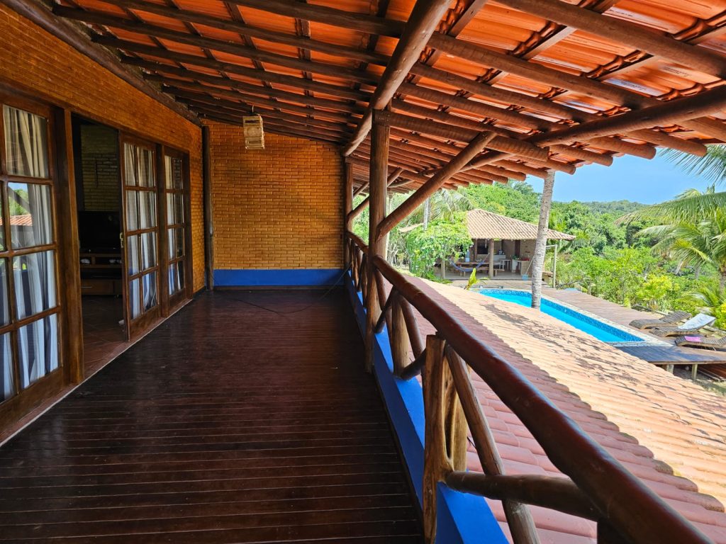 Fazendinha próximo da praia de Olivença 6,67 hectares A 2 km e meio da praia Sede de luxo com 1.000 M2 de área construída. 77 99124-3413