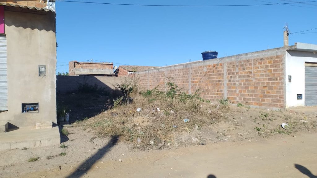 Terreno no jardim sudoeste informações: 77 99124-3413