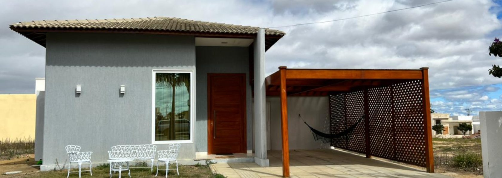 Casa no condomínio Portal do Sol