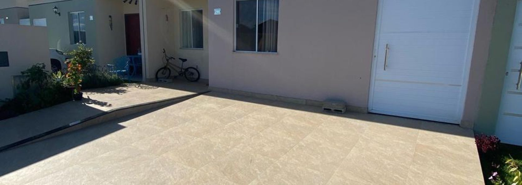 Casa no Condomínio Sevilha, informações: 77 99124-3413